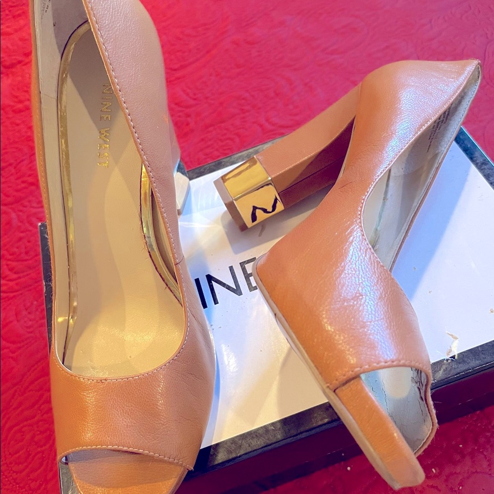 Tan heels
